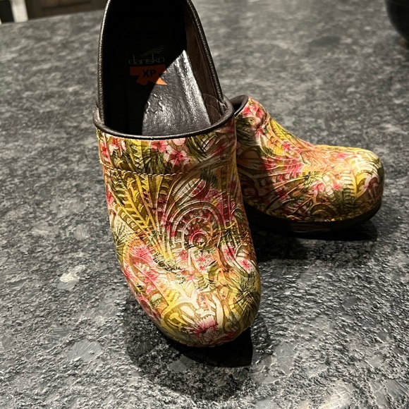 Dansko XP clogs - Picture 1 of 3